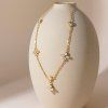 ELENYS Floral Shine  pozlacený náhrdelník 18K žluté zlato
